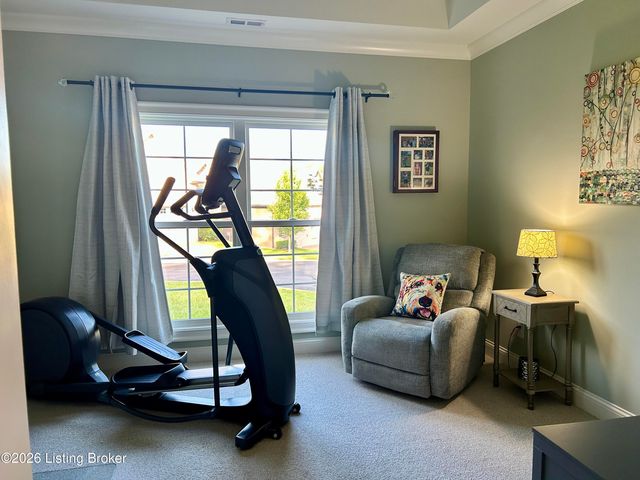228 Maple Valley Rd, Louisville, KY 40245