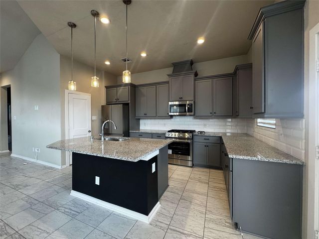 1542 Rustling Creek Drive, Missouri City, TX 77459