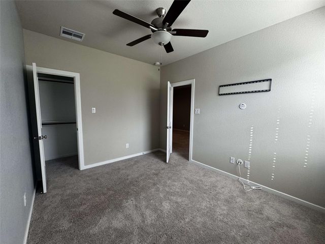 1542 Rustling Creek Drive, Missouri City, TX 77459