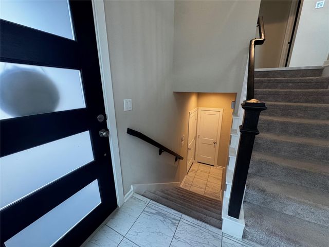 1542 Rustling Creek Drive, Missouri City, TX 77459