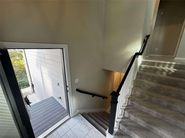 1542 Rustling Creek Drive, Missouri City, TX 77459