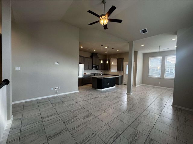 1542 Rustling Creek Drive, Missouri City, TX 77459