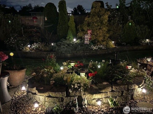 915 N Laurel Lane, Tacoma, WA 98406