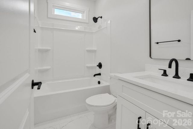 145 Creekwood Drive, Dallas, NC 28034