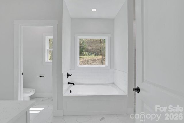 145 Creekwood Drive, Dallas, NC 28034