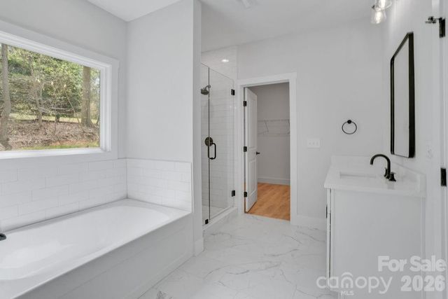 145 Creekwood Drive, Dallas, NC 28034