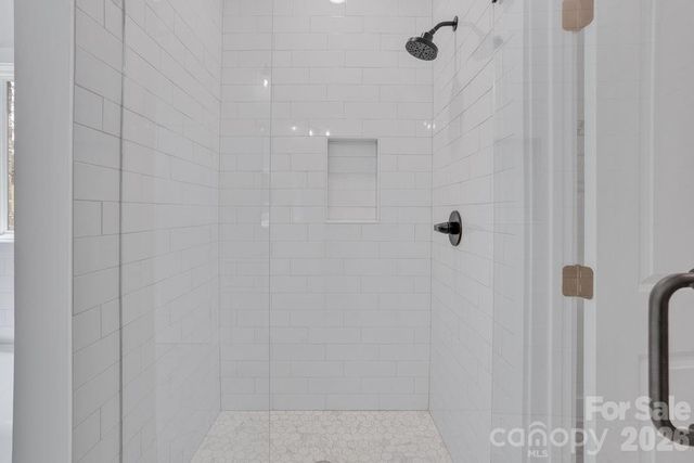 145 Creekwood Drive, Dallas, NC 28034