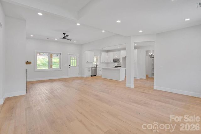 145 Creekwood Drive, Dallas, NC 28034