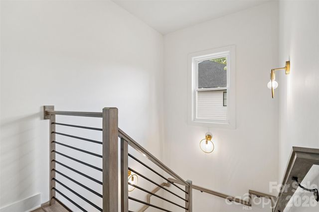 1900 Arnold Drive, Charlotte, NC 28205