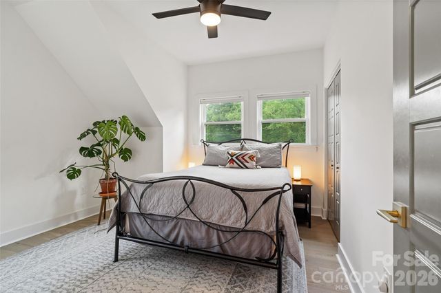 1900 Arnold Drive, Charlotte, NC 28205