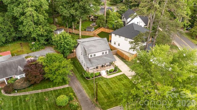 1900 Arnold Drive, Charlotte, NC 28205