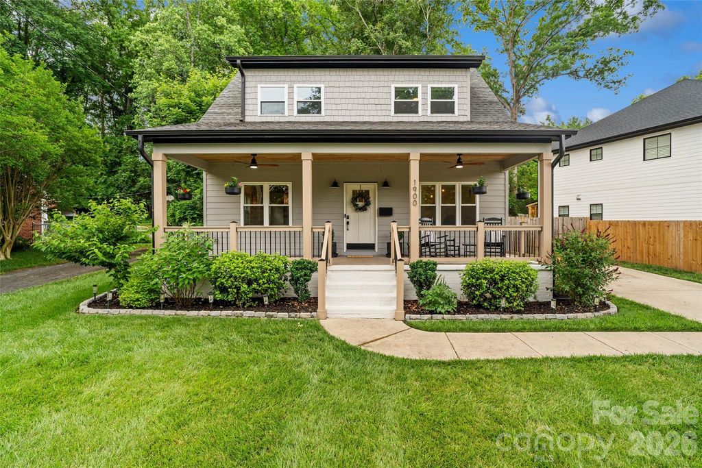 1900 Arnold Drive, Charlotte, NC 28205