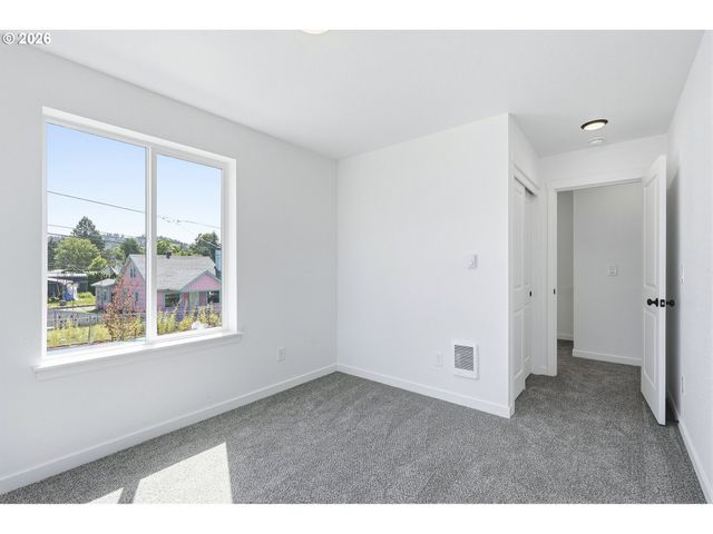 2701 Se 85TH Ave A, Portland, OR 97266