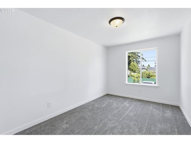 2701 Se 85TH Ave A, Portland, OR 97266