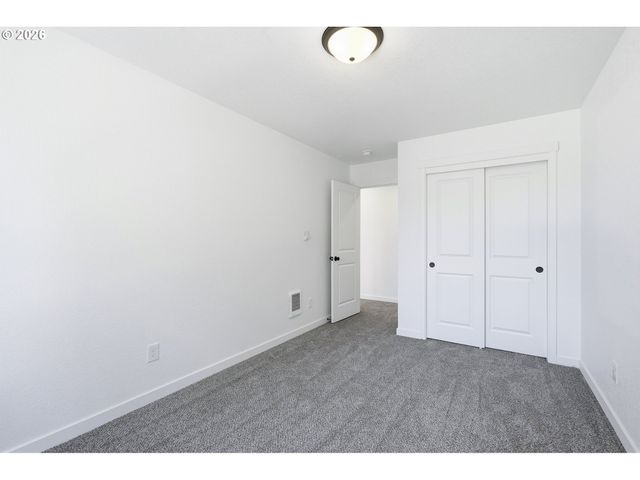 2701 Se 85TH Ave A, Portland, OR 97266