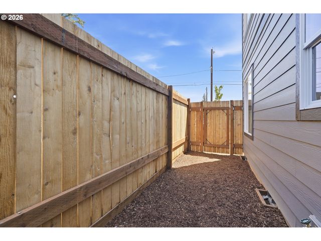 2701 Se 85TH Ave A, Portland, OR 97266