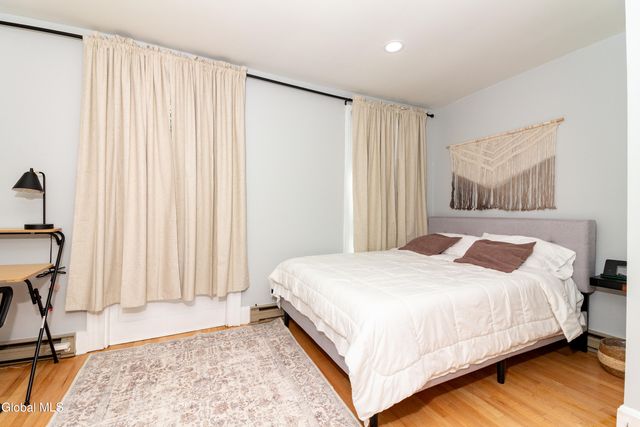 43 Myrtle Avenue, Albany, NY 12202
