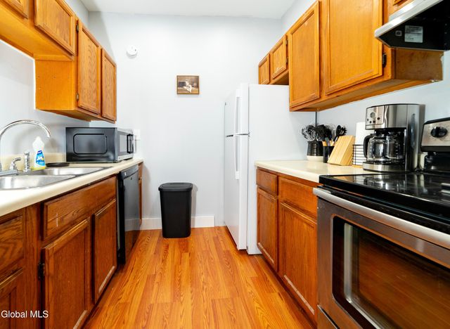 43 Myrtle Avenue, Albany, NY 12202