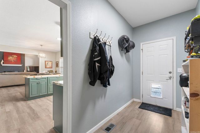 47 Lakeview Road, Houston, AR 72070