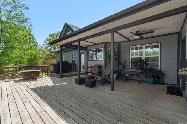 47 Lakeview Road, Houston, AR 72070