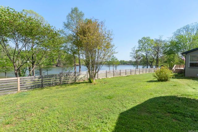 47 Lakeview Road, Houston, AR 72070
