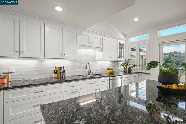 5201 Terra Granada Dr 2B, Walnut Creek, CA 94595