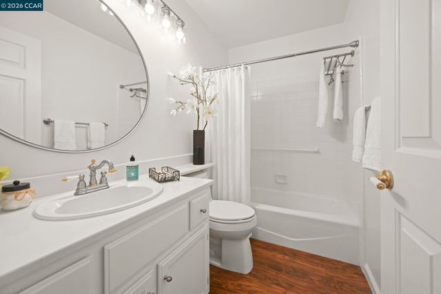 5201 Terra Granada Dr 2B, Walnut Creek, CA 94595