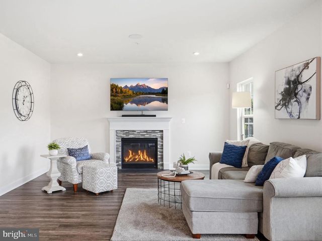 2269 RIVER BIRCH RD, Dumfries, VA 22026