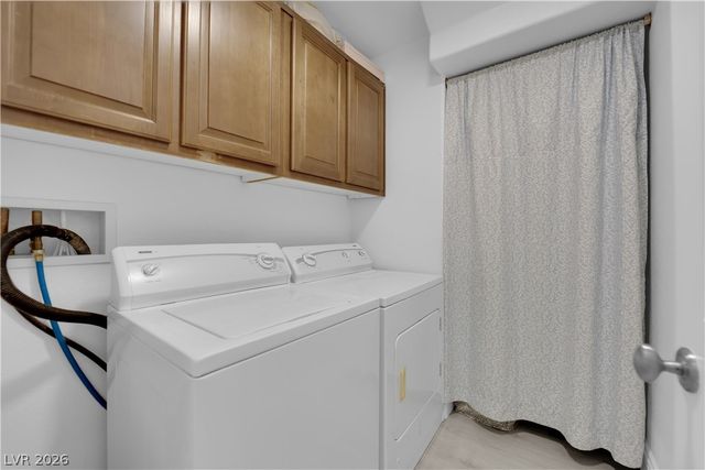 1083 Sheer Paradise Lane 3, Henderson, NV 89002