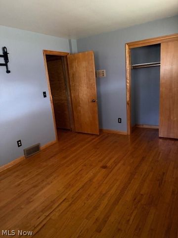 319 Russell Avenue, Cortland, OH 44410