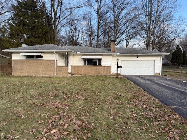 319 Russell Avenue, Cortland, OH 44410