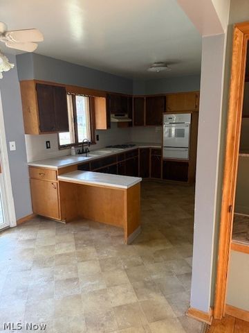 319 Russell Avenue, Cortland, OH 44410