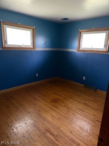 319 Russell Avenue, Cortland, OH 44410