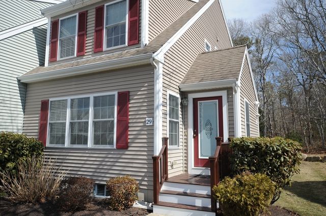 29 Carleton Pl 29, Wareham, MA 02558