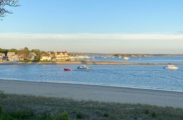 29 Carleton Pl 29, Wareham, MA 02558