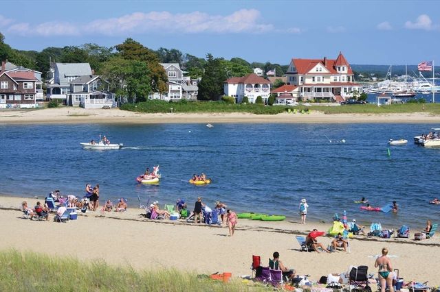 29 Carleton Pl 29, Wareham, MA 02558