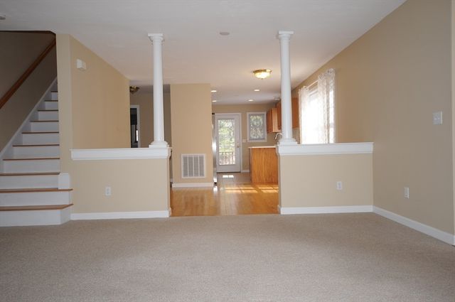 29 Carleton Pl 29, Wareham, MA 02558