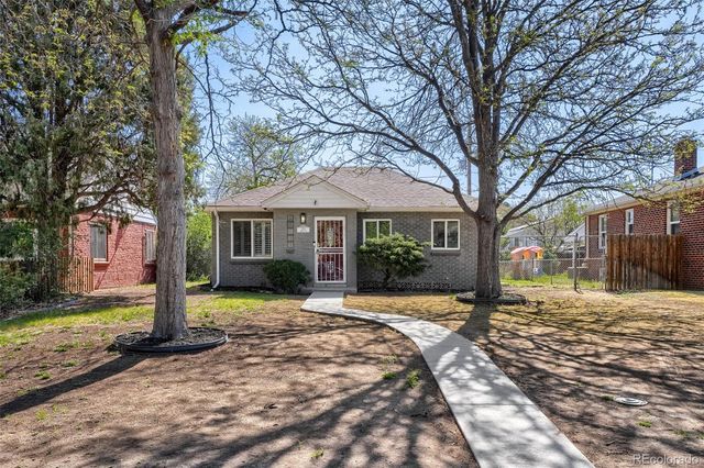 1558 Spruce Street, Denver, CO 80220