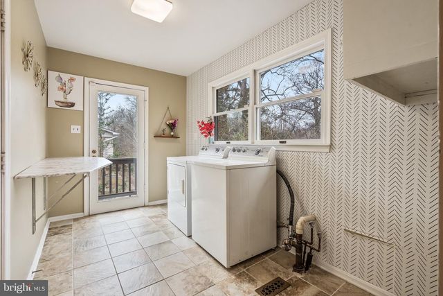 3116 WYNFORD DR, Fairfax, VA 22031