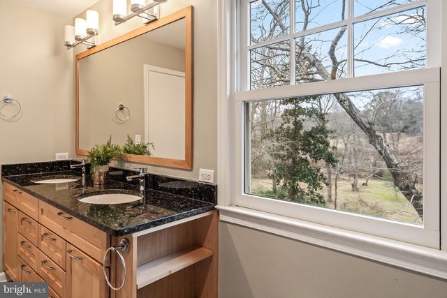 3116 WYNFORD DR, Fairfax, VA 22031