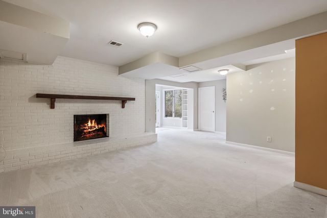 3116 WYNFORD DR, Fairfax, VA 22031