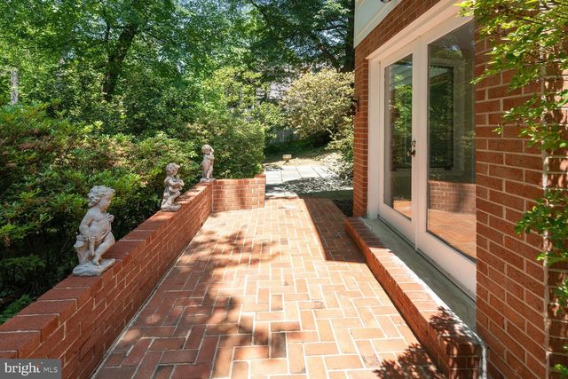 3116 WYNFORD DR, Fairfax, VA 22031