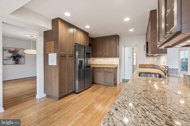 3116 WYNFORD DR, Fairfax, VA 22031