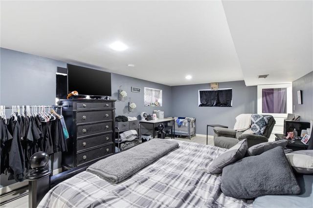 407 Glendale Road, Liberty, MO 64068