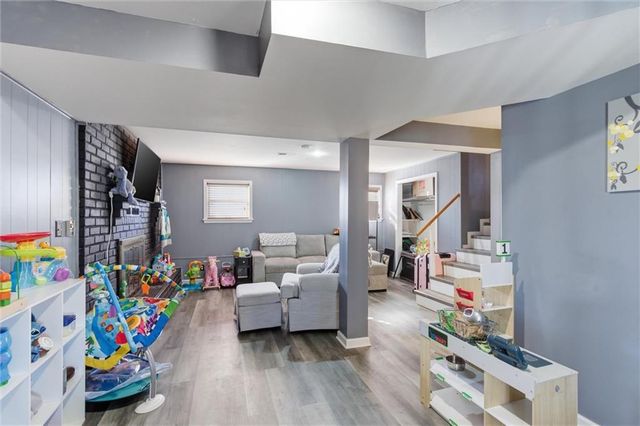 407 Glendale Road, Liberty, MO 64068