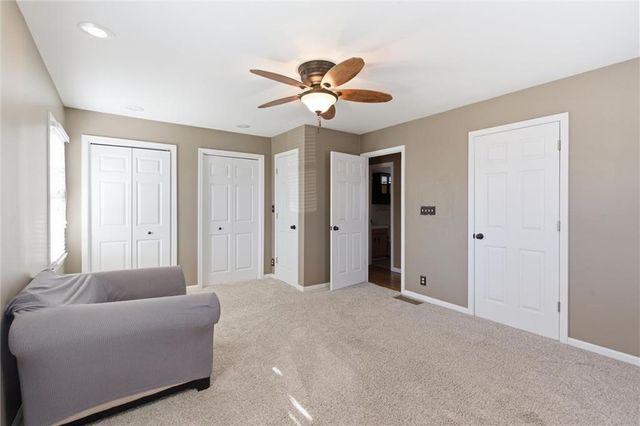 407 Glendale Road, Liberty, MO 64068