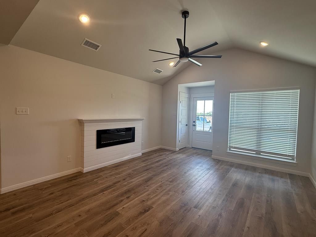 Image 3 of property listing at 6125 Forest Hill Drive, San Angelo, TX 76904