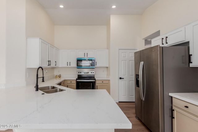 15105 W MONROE Street, Goodyear, AZ 85338