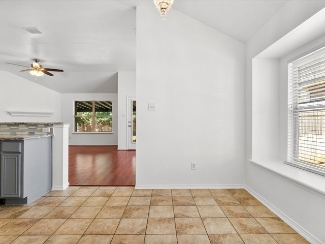 11813 Ponderosa Pine Drive, Fort Worth, TX 76244