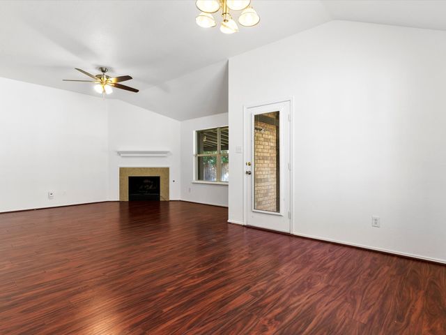 11813 Ponderosa Pine Drive, Fort Worth, TX 76244